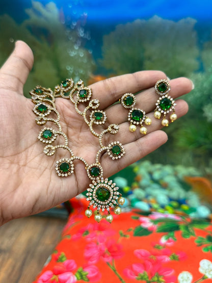 Emerald Pearl Drop Necklace Set
