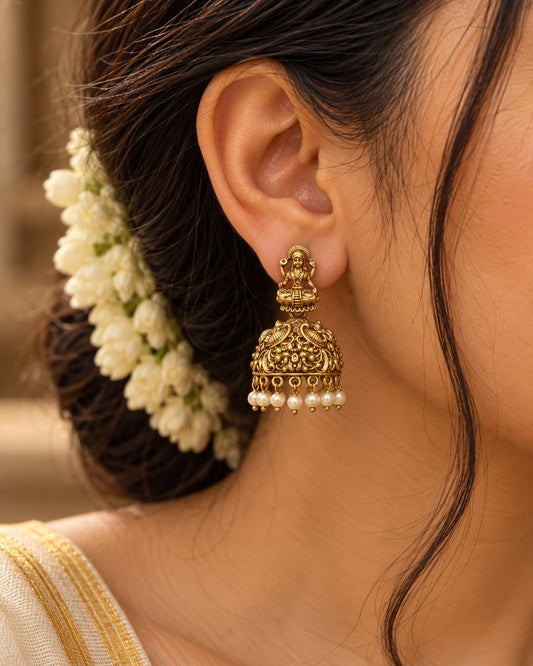 Pearl Laxmi white earring
