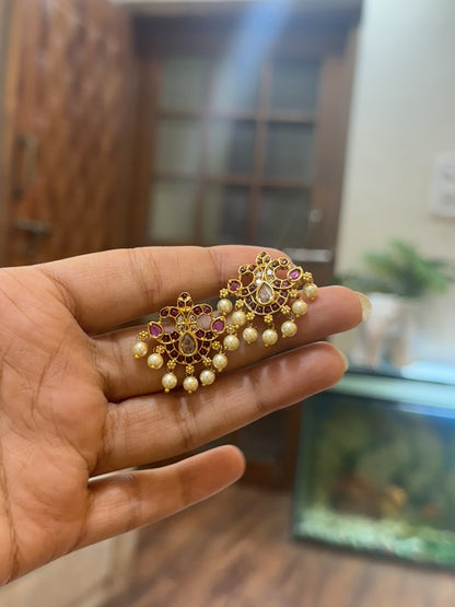 Tara Pearl Studs