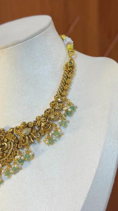 Mahapushp Matte Gold Necklace Set
